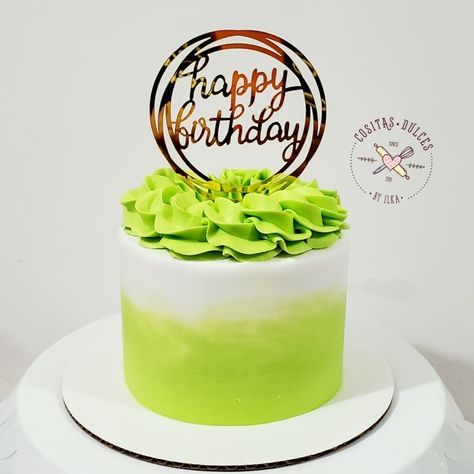 Lime Green Cake Ideas, Green Buttercream, Cake Pic, Buttercream Birthday Cake, Green Cake, Cute Birthday Cakes, Cake Decorating Techniques, Cake Decoration, Mini Cakes