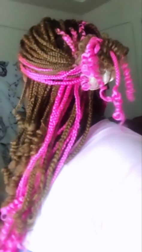 Brown And Pink Knotless, Brown And Pink Knotless Braids, Pink Knotless Braids, Pink Knotless, Braids Curls, Braids With Curls, Brown And Pink, Knotless Braids, Hairstyle Ideas