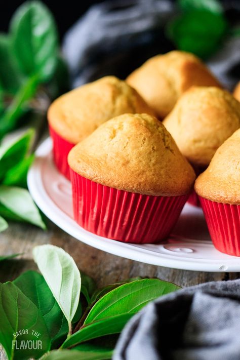 Mantecadas are delicious Mexican muffins that have a wonderful orange and vanilla flavor. Learn how to make this fluffy pan dulce for your family and enjoy this delicious treat anytime! Mexican Bread Recipes, Mexican Muffins, Mantecadas Recipe, Mexican Baking, Mexican Bread, Popular Desserts, Cake Recipes From Scratch, Vanilla Flavor, Mood Food