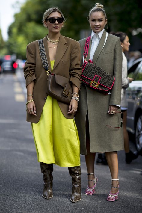 Milan Street Style Spring 2020 DAY 2 | The Impression How To Have Style, Milan Street Style, Looks Party, Milano Fashion Week, Looks Street Style, Spring Street Style, Outfits Winter, Street Style Inspiration, Cool Street Fashion