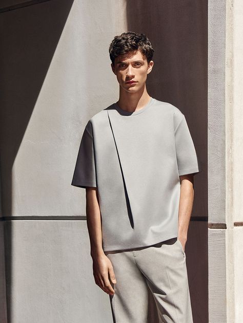 !!!!!!!!!!Sports-inspired Shapes - COS US Chic Minimalist Style, Sport Chic Style, Minimalist Fashion Men, Minimalist Men, Estilo Hippie, Minimalist Wardrobe, Minimal Chic, Sport Chic, Style Minimalist