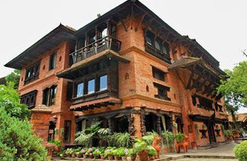 Image Newari Architecture, Nepal Architecture, Design Studio Workspace, House Balcony Design, Balcony Design, Indian Home, Indian Home Decor, Hotel Design, House Inspo