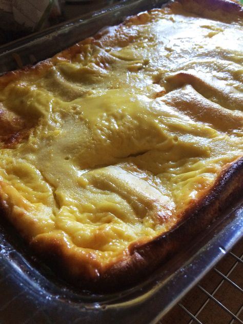 Blintz Casserole Recipe, Blintz Casserole, Cheese Blintzes, Jewish Foods, Jewish Cuisine, Delectable Desserts, Yom Kippur, Crepe Recipes, Kosher Recipes