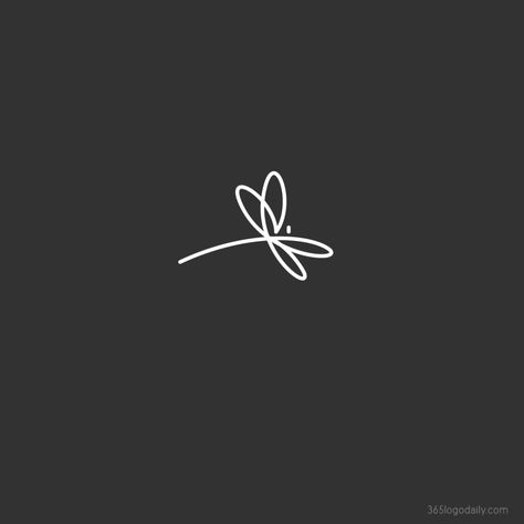 Dragonfly Tattoo Line Art, Minimalist Dragonfly Tattoo Simple, Line Art Dragonfly Tattoo, One Line Dragonfly Tattoo, Dragonfly Line Drawing, Dragonfly Line Tattoo, Mini Dragonfly Tattoo, Line Art Dragonfly, Line Dragonfly Tattoo