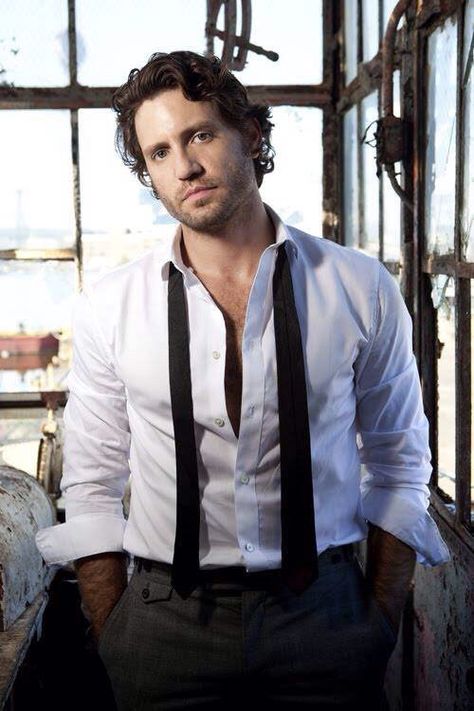 Open shirt hunks Edgar Ramirez, Romances Ideas, Business Shirts, Ex Husbands, Dream Guy, Mendoza, Man Crush, White Shirts, Celebrity Crush