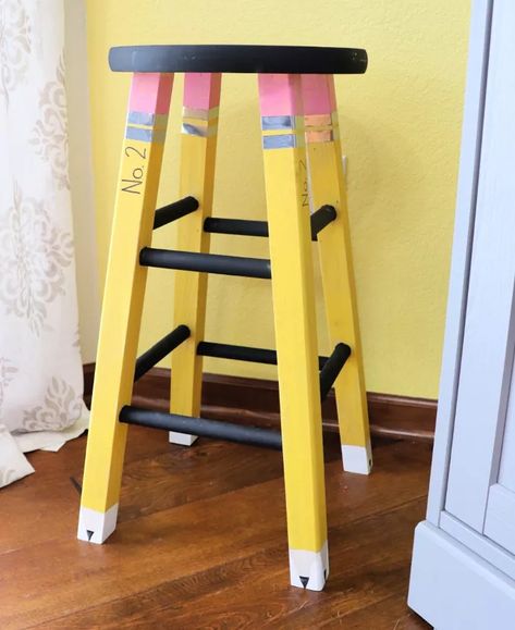 10 Back to School Ideas That Are So Darn Cute! | Hometalk Teacher Stool, Writing Utensils Organization, Teacher Stools, Creative Teachers Gifts, 2023 Classroom, Crayon Wreath, Dining Room Table Makeover, Painted Stools, Bright Gifts