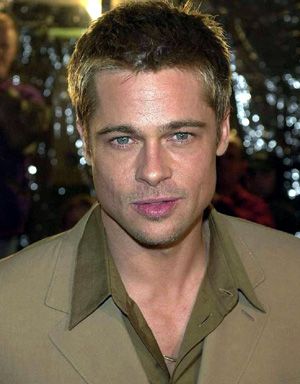 near perfect human specimen. it's science. #sploosh Brad Pitt Hair, Hair Evolution, Oklahoma History, George Clooney, Most Handsome Men, Celebrity Hairstyles, Leonardo Dicaprio, Angelina Jolie, Brad Pitt