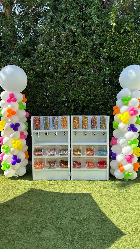 Our candy bin wall is like having your very own pick and mix candy shop at your party! What sweets would you pick out and mix in your bag?… | Instagram Candy Dispenser Wall Party, Diy Candy Wall, Candy Buffet Ideas Birthday, Candy Cart Ideas, Candy Station Ideas, Party Rental Business Ideas, Candy Shop Birthday Party, Market Backdrop, Snack Wall