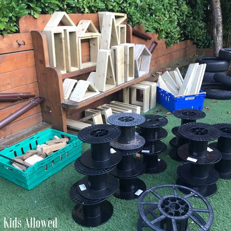 Loose Parts Play Outdoor Storage Ideas, Outdoor Role Play Areas Eyfs, Outdoor Classroom Design Learning Spaces, Reggio Outdoor Play Spaces, Opal Playground, Outdoor Learning Spaces Schools, Outdoor Construction Area Eyfs, Eyfs Garden Ideas Outdoor Areas, Outdoor Area Eyfs