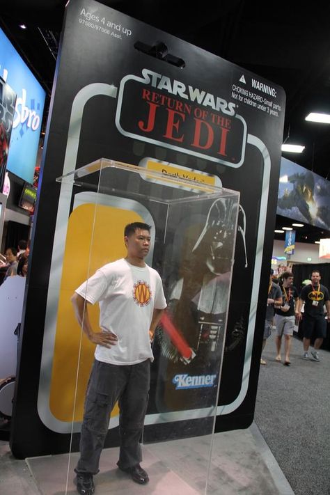 12 Jaw-Dropping Booths From Comic-Con Complexcon Booth Design, K Studio, Photo Zone, Publicidad Creativa, Experiential Marketing, Photo Booth Rental, Exhibition Stand Design, Tradeshow Booth, Star Wars Party