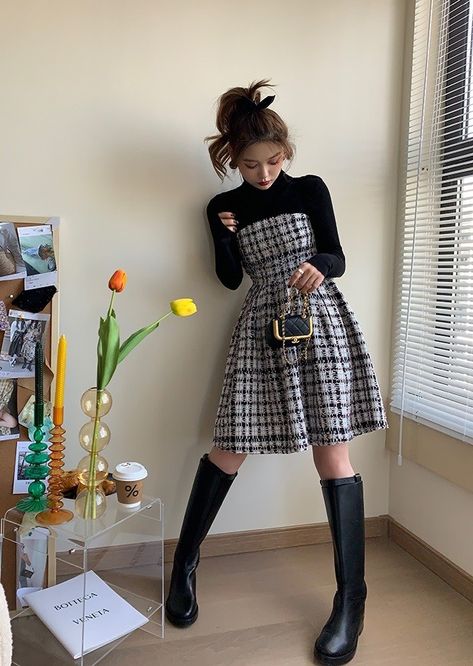 Tweed Outfit, K Fashion, Korean Fashion Dress, Tweed Dress, Looks Chic, Long Sleeve Plaid, Blackpink Fashion, Kpop Outfits, Korean Outfits