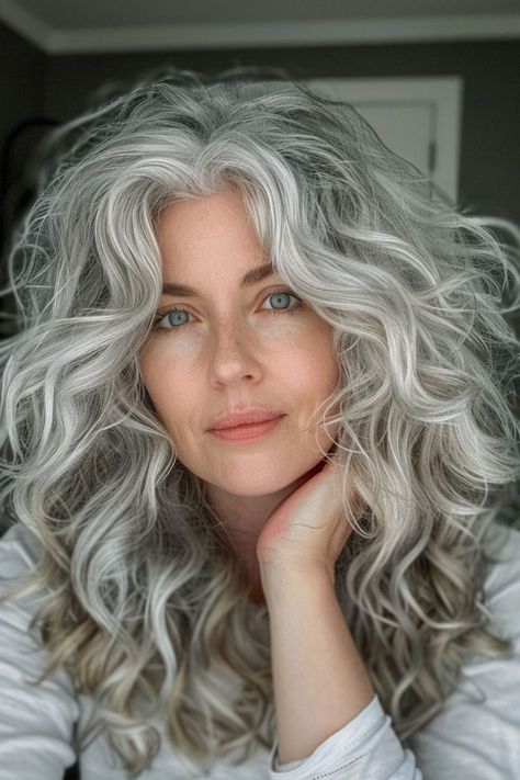 Ready for a hair refresh? ✂️ Long locks are lovely, but short hair is having a major moment! We've got 20 chic transformations to inspire you. Wise Wizard, Grey Hair With Bangs, Hair Refresh, Grey Hair Over 50, Silver Haired Beauties, Short French, Silver Blonde Hair, French Bob, Grey Hair Inspiration