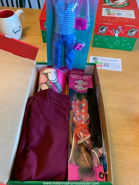 Samaritans Purse Shoebox Ideas, Operation Christmas Child Box Ideas, Samaritans Purse, Christmas Child Shoebox Ideas, Operation Christmas Child Boxes, Yoyo Toy, Shoebox Ideas, Samaritan’s Purse, Mini Sewing Kit