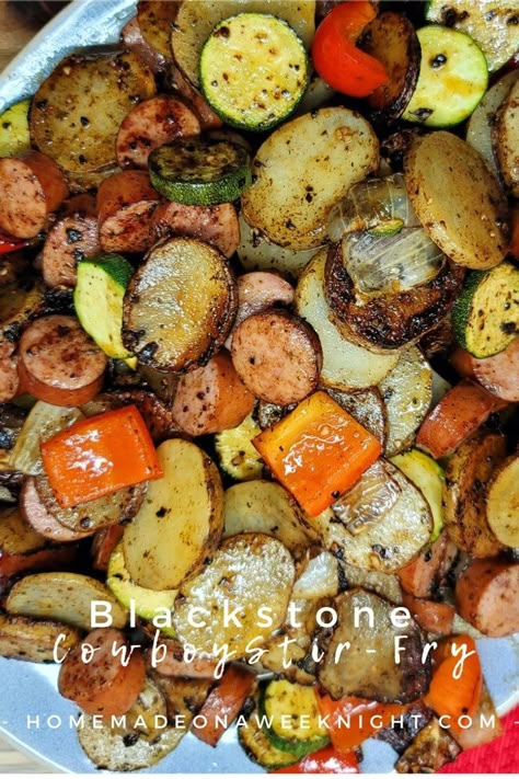 Flat Top Food Ideas, Black Stone Kielbasa Recipes, Blackstone Sausage And Potatoes, Flat Top King Recipes, Blackstone Sausage And Veggies, Stir Fry Recipes Blackstone, Clean Eating Blackstone Recipes, Flatstone Grill Recipe, Black Stone Veggies