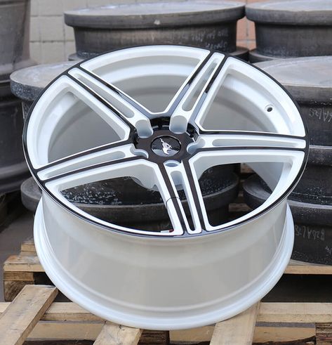 white and black forged rims for car, size 15 to 24 inch White Rims On White Car, Black Rims Car, Mustang Custom, White Wheels, Chrysler 300s, Aftermarket Rims, Custom Rims, Mustang Wheels, New Ford Mustang