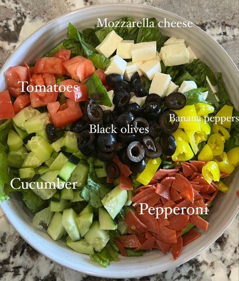 Salads With Banana Peppers, Easy Cold Lunches For Work For Men, Banana Pepper Salad, Pepperoni Salad, Romain Lettuce, Banana Peppers, Healthy Lunch Snacks, Healthy High Protein Meals, Healthy Lunch Meal Prep