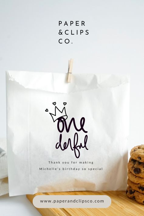 These durable paper bags make great party packaging, adding a nice touch to celebrate your little one turning ONE. Use them as favor bags, thank you favors, candy bags, coffee bags, loot bags, the possibilities are endless!

Your guests will appreciate the sweet reminder of your special day!

Personalized paper favor bag, laser printed with our hand lettering “onederful” and custom name and date or message below. One Year Old Birthday Goodie Bags, First Birthday Favors, Birthday Goodie Bags, Coffee Bags, Birthday Bag, Personalized Party Favors, Loot Bags, Turning One, Personalized Party