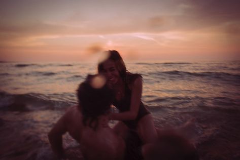 Light waves | Paolo Raeli | Flickr Foto Muro Collage, Cute Couple Quotes, Love Aesthetic, The Love Club, Boyfriend Goals, Lovey Dovey, Future Boyfriend, Two People, Hopeless Romantic