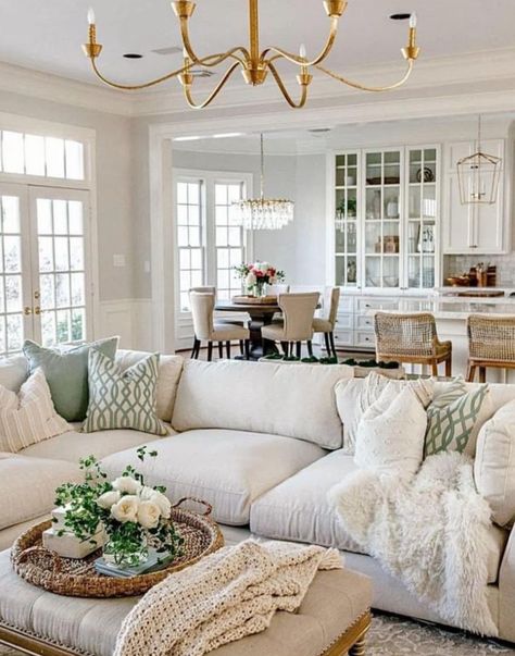 Southern Homes Interior Living Room, Southern Style Decor, Southern Living Rooms, Refresh Home, Modern Living Room Decor Ideas, Living Room Refresh, 2024 Bedroom, Family Room Inspiration, Bedroom Coastal