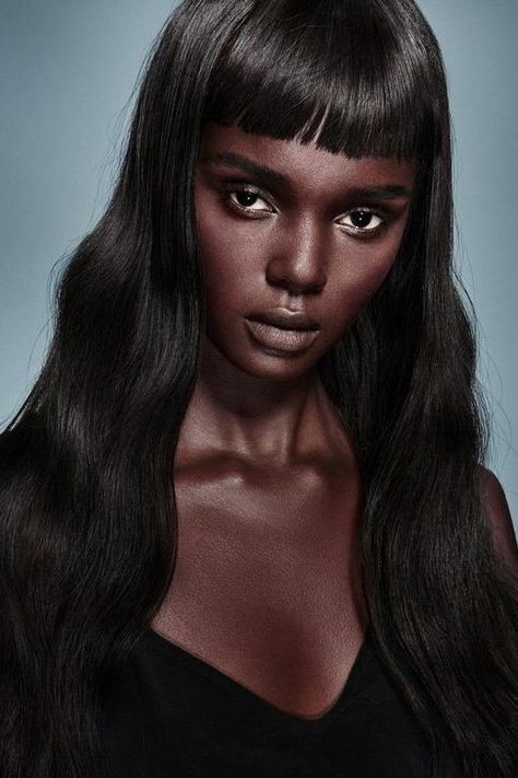 Model Duckie Thot | Gorgeous dark skin | African American model Mekaup Artist, Catty Noir Monster High, Black Vogue, Crochet Edges, Catty Noir, Reference Drawing, Dark Skin Beauty, Dark Skin Women, African Beauty