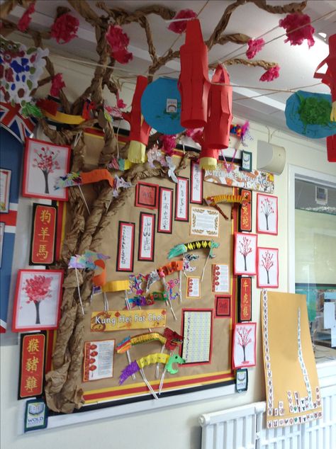 Chinese New Year Decorations 2023, Chinese New Year School Decorations, Chinese New Year Tree, Chinese New Year Activities For Kids, Chinese Blossom Tree, Chinese New Year Bulletin Board Ideas, Chinese Classroom Decorations, Curiosity Approach Chinese New Year, Chinese New Year Eyfs