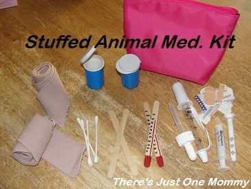 stuffed animal med. kit Vet Costume, Kids Doctor Kit, Med Kit, Homemade Stuffed Animals, Kids Stem Activities, Play Doctor, Diy Doctor, Play Corner, Child Life Specialist