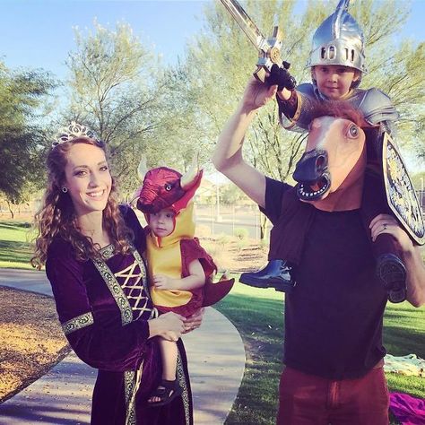 Family Medieval Costumes, Princess And Dragon Costume, Knight Family Costume, Knight And Dragon Family Costume, Medieval Family Costume, Princess And Knight Costume, Knight And Princess Costume, Dragon Family Costume, Diy Knight Costume