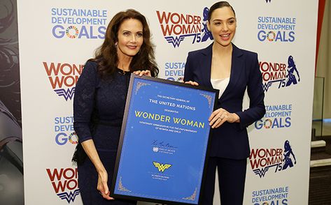 Not one but two Wonder Women assembled at the United Nations on Friday, as the iconic superhero was named an honorary ambassador for the empowerment of women and girls. Brunette Celebrities, Un Ambassador, Amazonian Warrior, Wonder Woman Movie, Gal Gadot Wonder Woman, Global Icon, Lynda Carter, Celebrity Stars, Movie Director