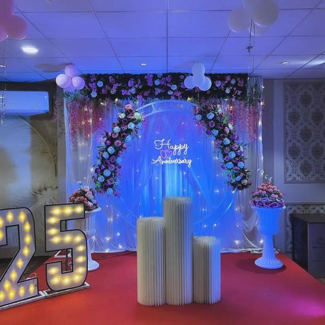 26/04/ Anniversary decor 😍 25 theme 💙 Anniversary flower 🌺🌹 Venue = makronia DM = @rahul_t.p.p #thepartyplanner #anniversarydecor #anniversary #25anniversary #anniversary25th #sagarmp15 #sagarmp #sagarmp15😎 #mp #mp15 25th Anniversary Decorations, Anniversary Decoration, Anniversary Decor, Anniversary Flowers, Anniversary Decorations, 25th Anniversary, Flowers, Quick Saves