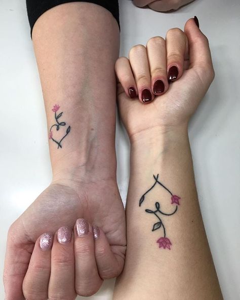 Infinity Flowers Mommy Daughter Tattoos, Mom Daughter Tattoos, Matching Best Friend Tattoos, Daughter Tattoo, Wild Tattoo, Muster Tattoos, Mother Tattoos, Daughter Tattoos, Art Couple