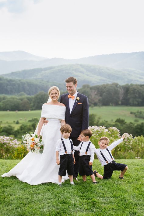 Yellow Flower Girl Dresses, Pippin Hill Wedding, Casual Beach Wedding, Classic White Dress, Hill Wedding, Flower Girl Dress Lace, Nontraditional Wedding, Martha Stewart Weddings, Head Table