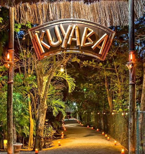 Rustic Outdoor Restaurant Design, Bamboo Cafe Design Ideas Outdoor, Bamboo Restaurant Ideas, Safari Restaurant, Jungle Restaurant, Tropical Restaurant, Entrance Restaurant, Bamboo Restaurant, Garden Bar Ideas