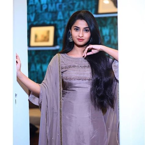 #arthanabinu Girls Boutique Dresses, Dusky Skin, Churidar Designs, Simple Kurti Designs, Kurta Neck Design, Kurti Designs Party Wear, Sleeves Designs For Dresses, Kurta Designs Women, Trendy Blouse Designs