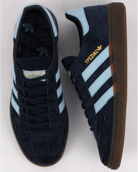 Adidas Shoes Outfit, Looks Adidas, Dr Shoes, Shoe Wishlist, Adidas Trainers, Adidas Spezial, Aesthetic Shoes, Shoe Inspo, Swag Shoes