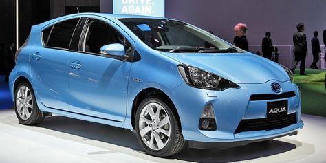 Toyota Aqua, Car Fuel, Japanese Market, Best Classic Cars, Car Logo, Car Lease, Hybrid Car, Toyota Cars, Car Finance