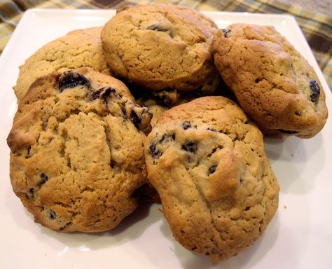 Jumbo Raisin Cookies | La Cucina Grandinetti Meatball Cookies, Raisin Filled Cookies, Raisin Cookies Recipe, Raisin Cookie Recipe, Sea Salt Cookies, Filled Cookies, Oat Cookies, Oatmeal Raisin Cookies, Raisin Cookies