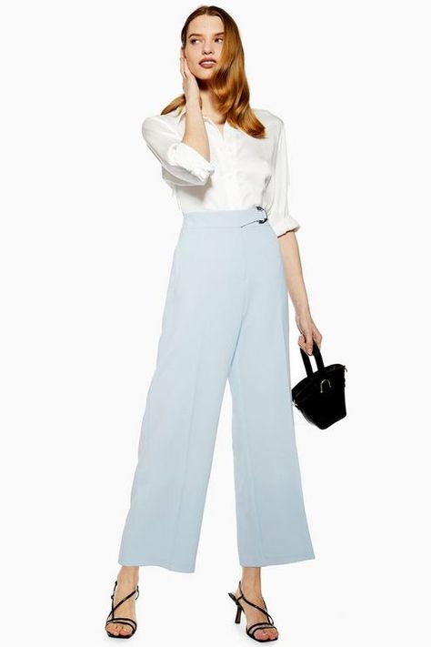 Cropped Wide Leg Trousers, Womens Outfit, Trouser Outfits, Catwalk Fashion, Suits Clothing, Shift Dresses, Blue Trousers, Tapered Trousers, Black Trousers