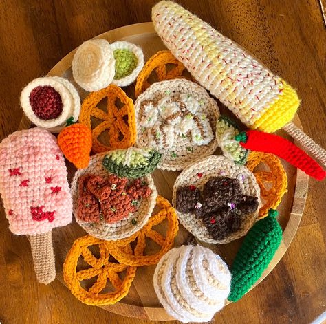 Crochet Mexican Street Food / Play Food / Elote / Tacos / Paleta / Jalapeño - Etsy Crochet Mexican Food, Crochet Jalapeno, Mexican Crochet Pattern, Elote Tacos, Crochet Mexican, Mexican Crochet, Mexican Street Food, Food Play, Mexican Street