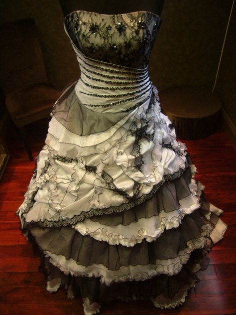 Spectacular Black and White Wedding Dress by WeddingDressFantasy Black And White Wedding Dress, White Ball Gown Wedding Dresses, Wedding Dress Fantasy, Steampunk Wedding Dress, Wedding Dresses Taffeta, Wedding Dress Black, White Bridal Gown, Steampunk Dress, White Ball Gowns