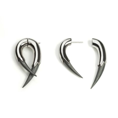 Vampire Claw Earrings Silver | Kasun | Wolf & Badger Claw Jewelry, Earrings Punk, Claw Earrings, Silver Tips, Unisex Earrings, Punk Earrings, Statement Hoop Earrings, Gauged Earrings, Earring Jewelry