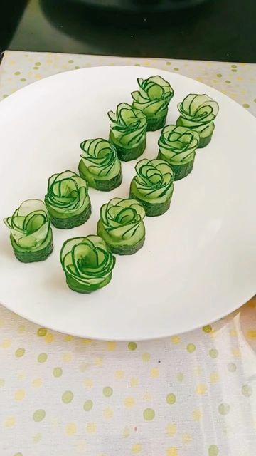 Half Down Hairstyles Tutorials, Cucumber Flower, Honey Face Cleanser, Korean Street Food Recipes, Valentines Inspiration, Amazing Food Art, Half Up Half Down Hairstyles, Easy Food Art, Food Garnishes