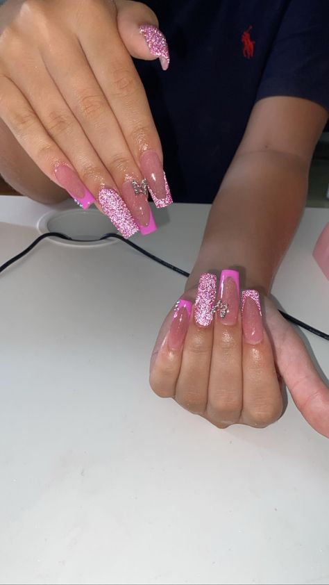 Flash Gel Nail Designs, Glitter Flash Nails, Flash Nails Design, Flash Nails, Pink French Nails, Classic Nail, Stunning Nail Designs, Professional Manicure, Nail Drills