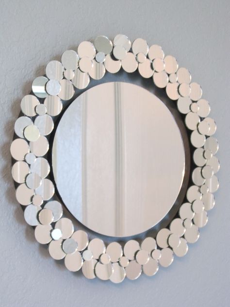 Decorate Mirror, Mirror Wreath, Floating Mirror, Diy Mirror Wall Decor, Diy Mirror Wall, Wall Mirror Diy, Mirror Mirror On The Wall, Decor Ikea, Mirror On The Wall