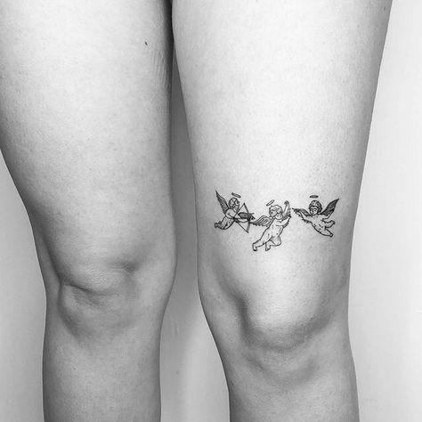 Cupid Tattoo, Cherub Tattoo, Inspiration Tattoos, Geniale Tattoos, Knee Tattoo, Music Tattoos, Dainty Tattoos, Dream Tattoos, Dope Tattoos