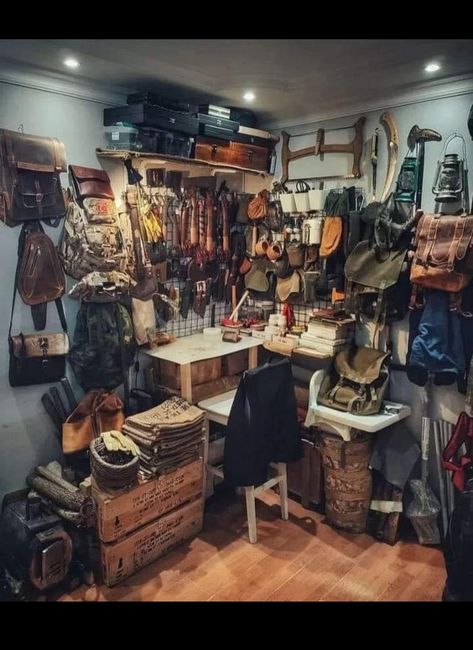 Tactical Gear Room, Gear Room Organization, Hunting Storage, Outdoor Gear Storage, Tactical Gear Storage, Adventure Room, 1000 Lifehacks, Home Inspo Living Room, Gear Room