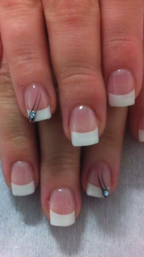 White French Manicure, Colored French Nails, Fade Nails, French Fade Nails, French Manicure Nail Designs, White French Tips, Snowman Nails, French Fade, Nagel Design