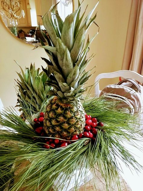 It was a pineapple Christmas in the Jones' kitchen Hawaiian Christmas Centerpieces, Pineapple Christmas Decorations, Christmas In Hawaii Party, Christmas In Hawaii Decorations, Hawaiian Christmas Party, Aloha Christmas Decorations, Jungle Kitchen, Hawaiian Christmas Tree, Luau Christmas