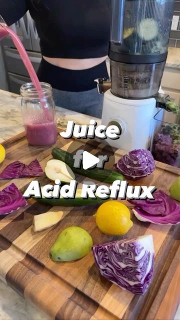 Evie Kevish on Instagram: "🟣 Discover the power of purple cabbage juice in soothing acid reflux, regulating pH levels, and enhancing digestive well-being.   🌿🥤Unlock the secret to better gut health with my Nama J2 juicer!   🟣 Packed with vitamin A, C, K, folate, and phytochemicals, purple cabbage is your key to reducing inflammation and improving gut health.   📌 Check out my exclusive recipe at the end of the reel for a taste of wellness! Save and let me know if you would try this!   ▶️ Follow Certified Juice Therapist @eviekevish for more juicing recipes.   #juicingrecipes #explorepage✨ #fypシ #acidreflux #guthealing" Purple Cabbage Juice Recipe, Juices For Gut Health, Purple Cabbage Juice, Cabbage Juice Recipe, Improving Gut Health, Raw Turmeric, Better Gut Health, Cabbage Juice, Ginger Detox