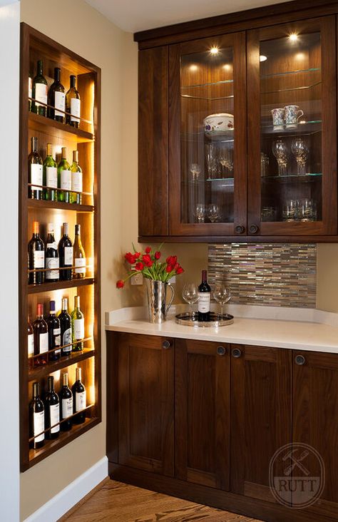 Hidden Bar In Kitchen, White Walnut Kitchen, Kitchen Bar Design, Bold Kitchen, Home Bar Rooms, Modern Home Bar, Award Winning Kitchen, Kitchen New York, Walnut Kitchen