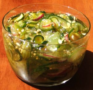 Freezer Pickles Summer Recipes Sweet, Freezer Pickles, Fresh Veggie Recipes, Pickling Cucumbers Recipe, Best Summer Recipes, Sweet Pickles Recipe, Canning Pickles, Spicy Pickles, Freezer Meal Planning